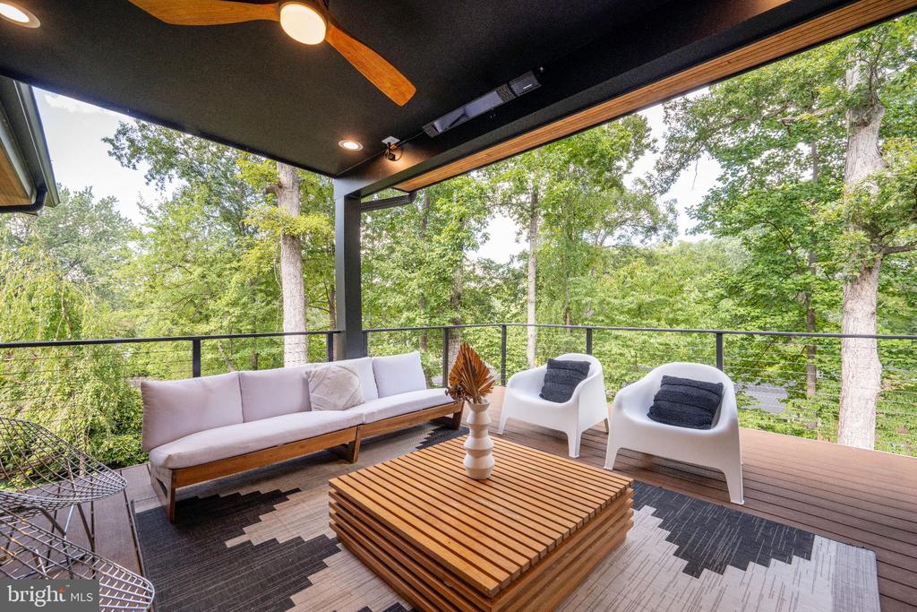 3406 BARGER DRIVE