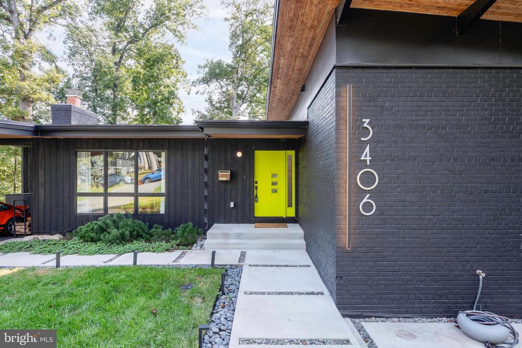 3406 BARGER DRIVE