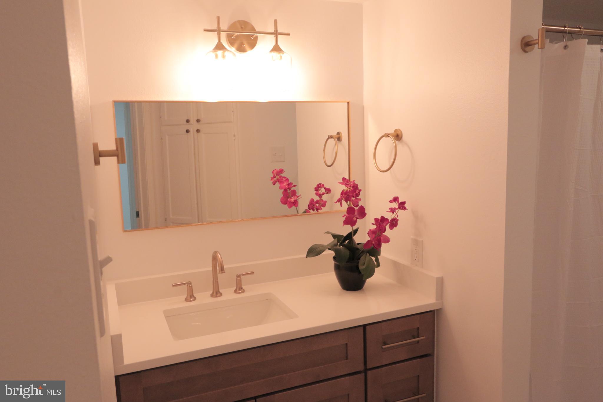 1504 LINCOLN WAY 104