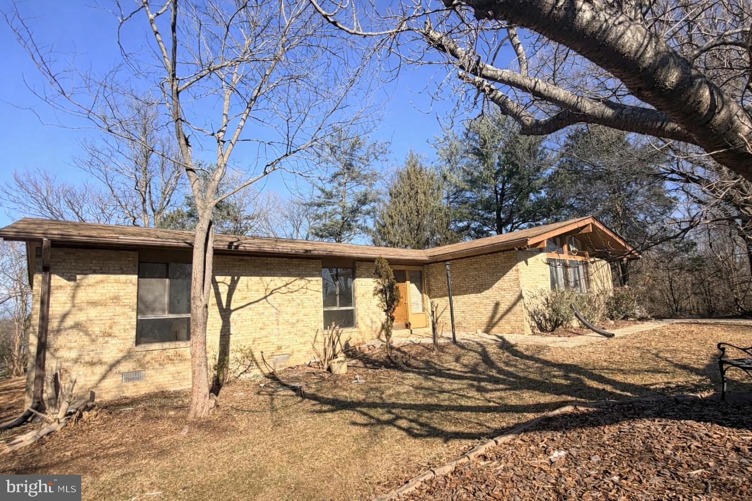 10400 HUNTER RIDGE DRIVE