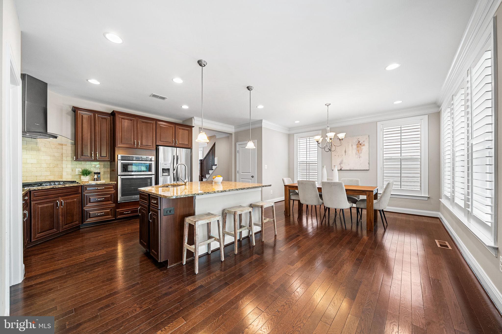 6198 CHAMPION OAK COURT