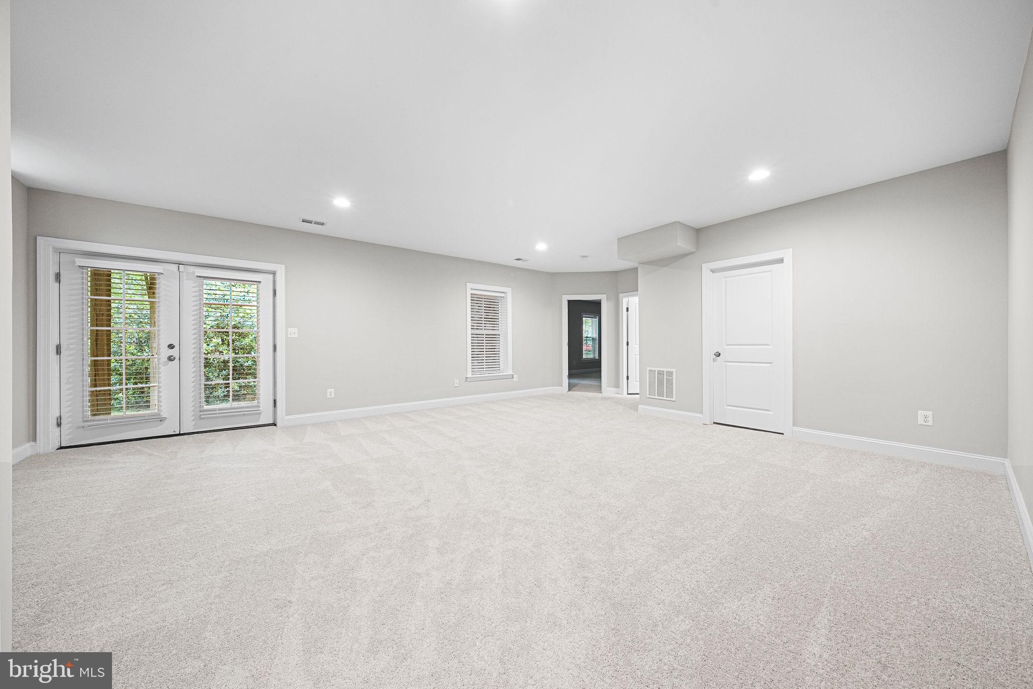 6198 CHAMPION OAK COURT