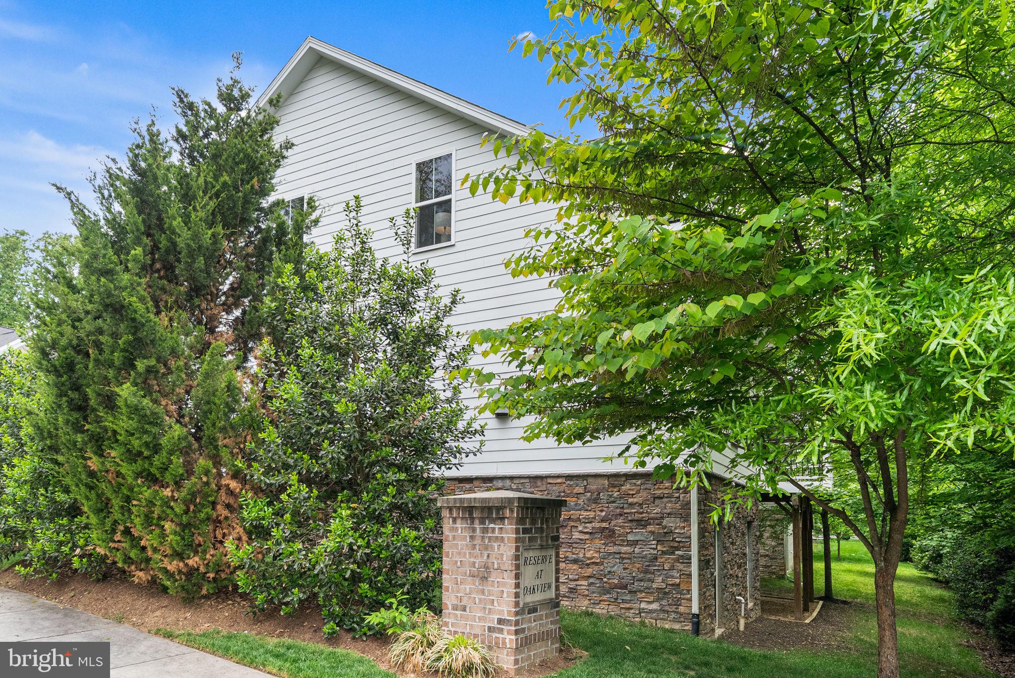 6198 CHAMPION OAK COURT