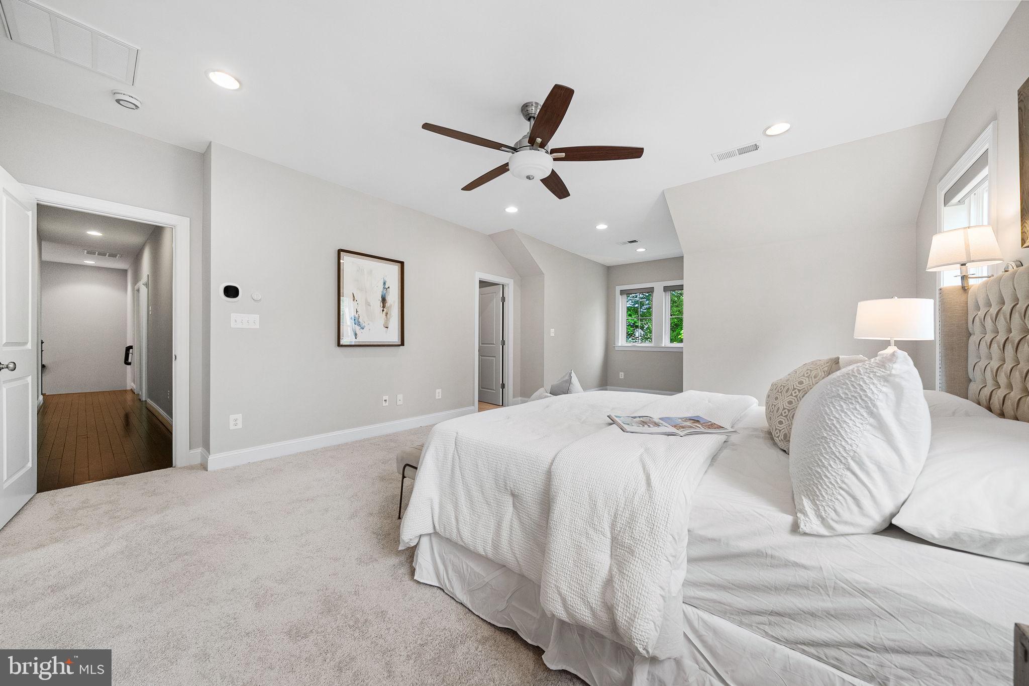 6198 CHAMPION OAK COURT