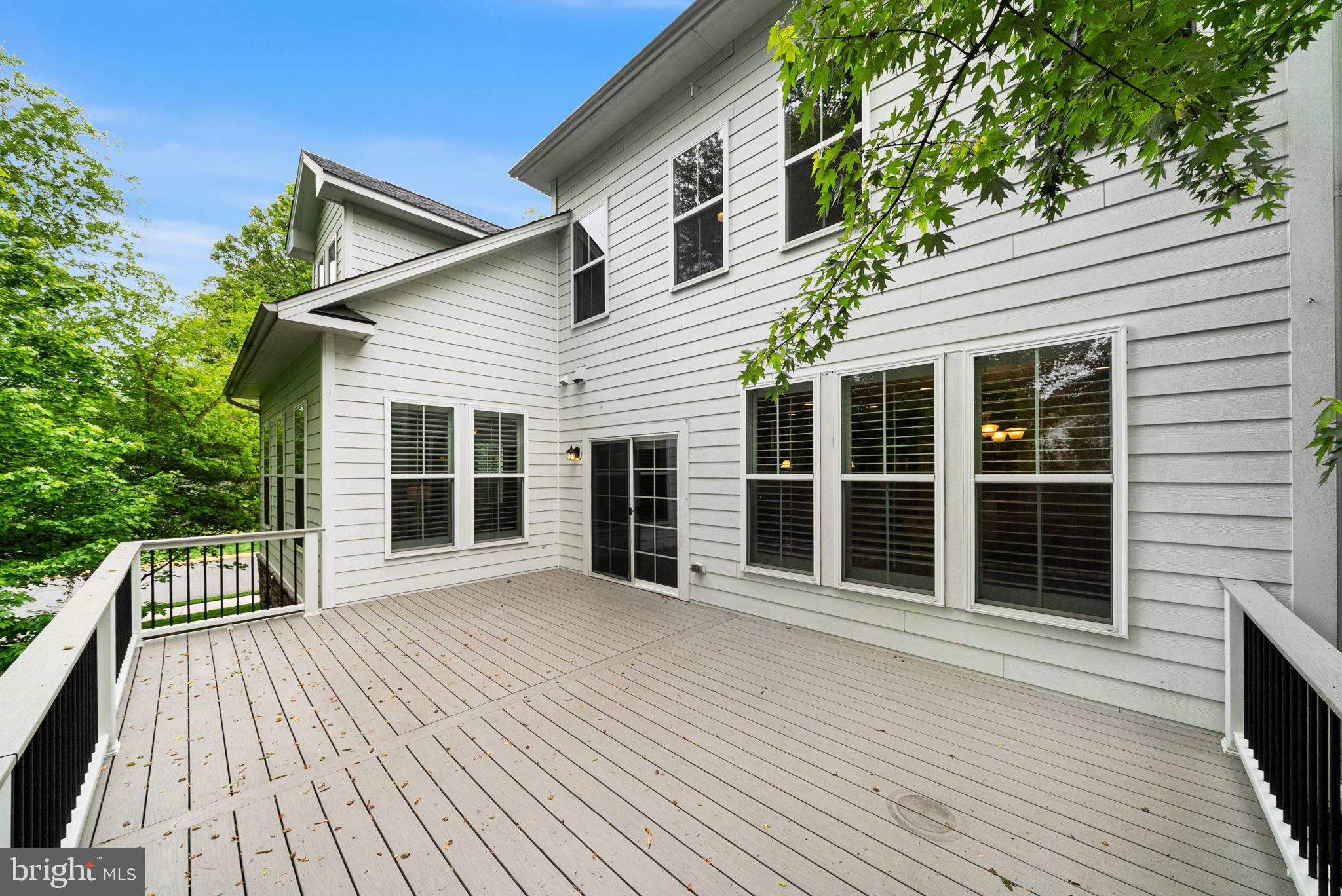 6198 CHAMPION OAK COURT