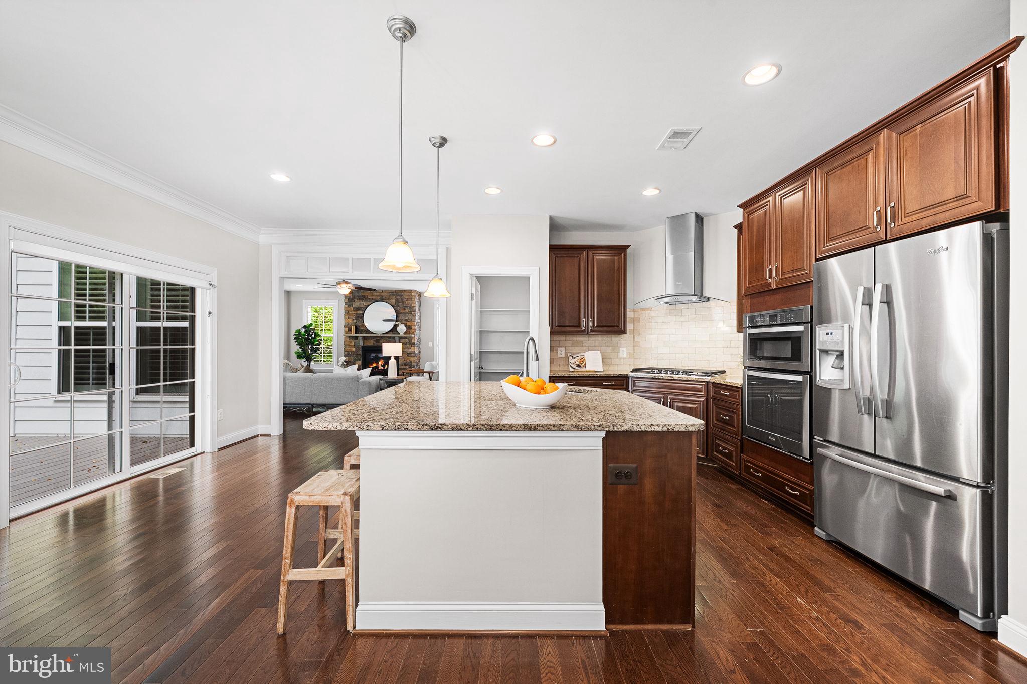 6198 CHAMPION OAK COURT