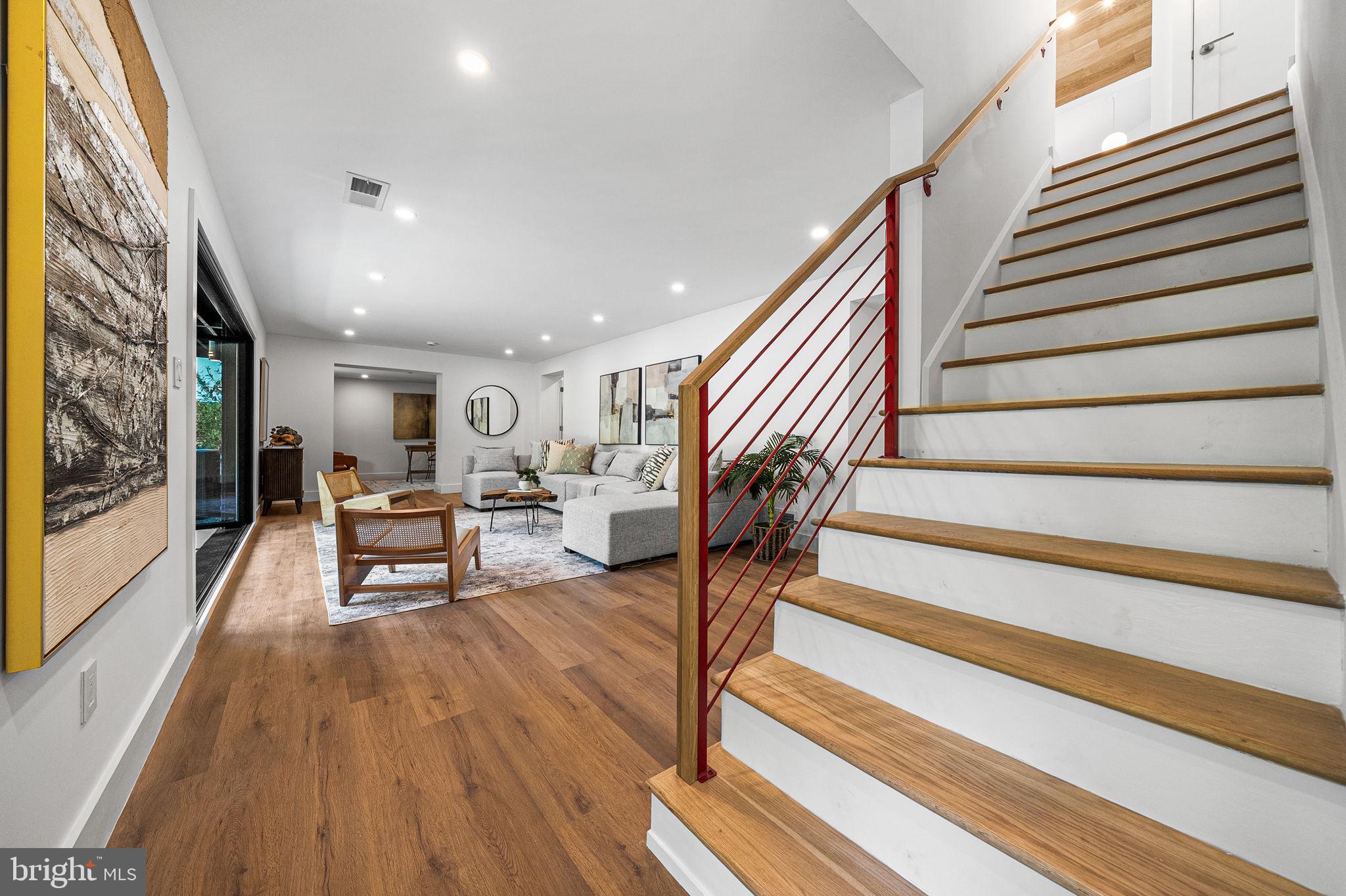 3804 LAKEVIEW TERRACE