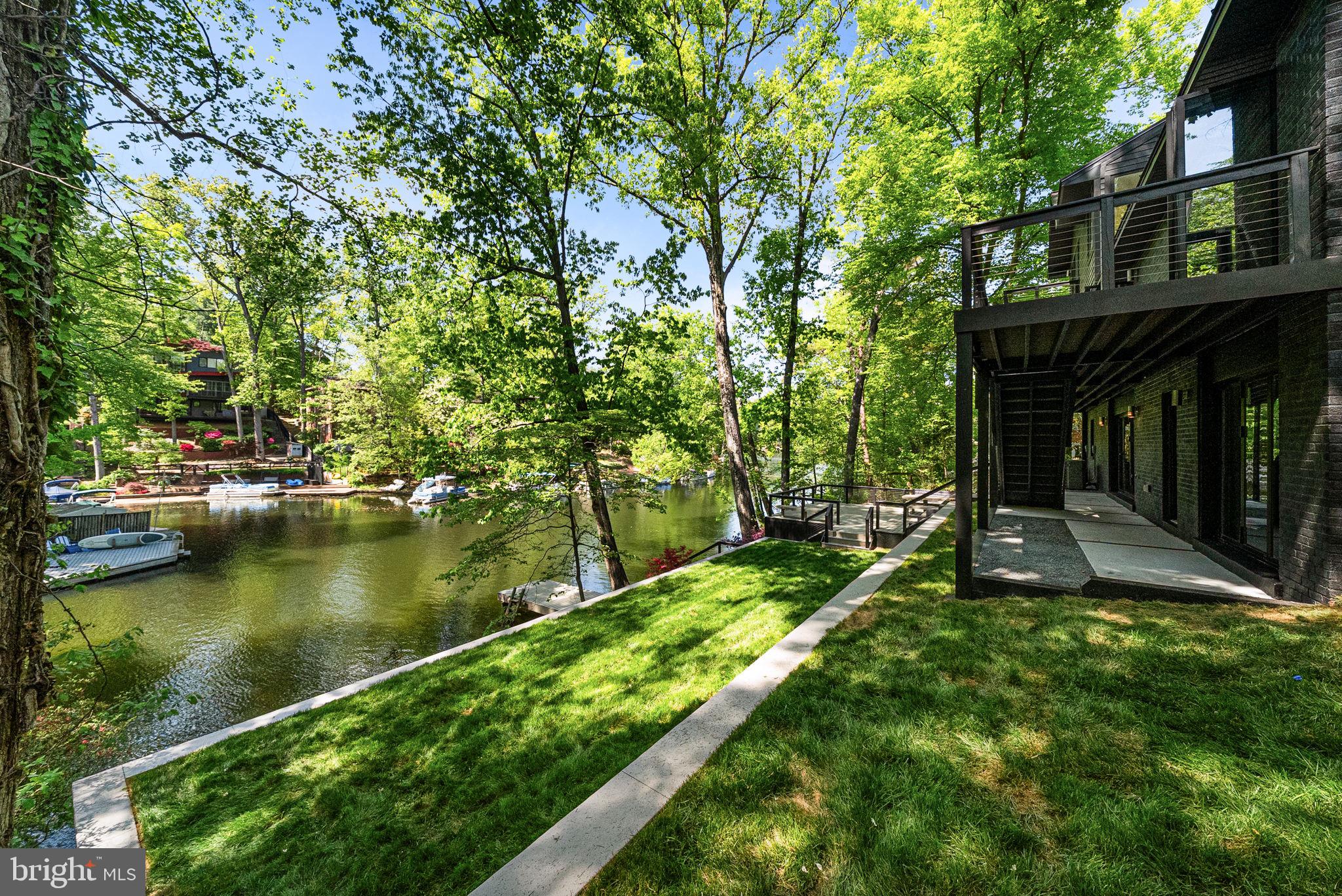 3804 LAKEVIEW TERRACE