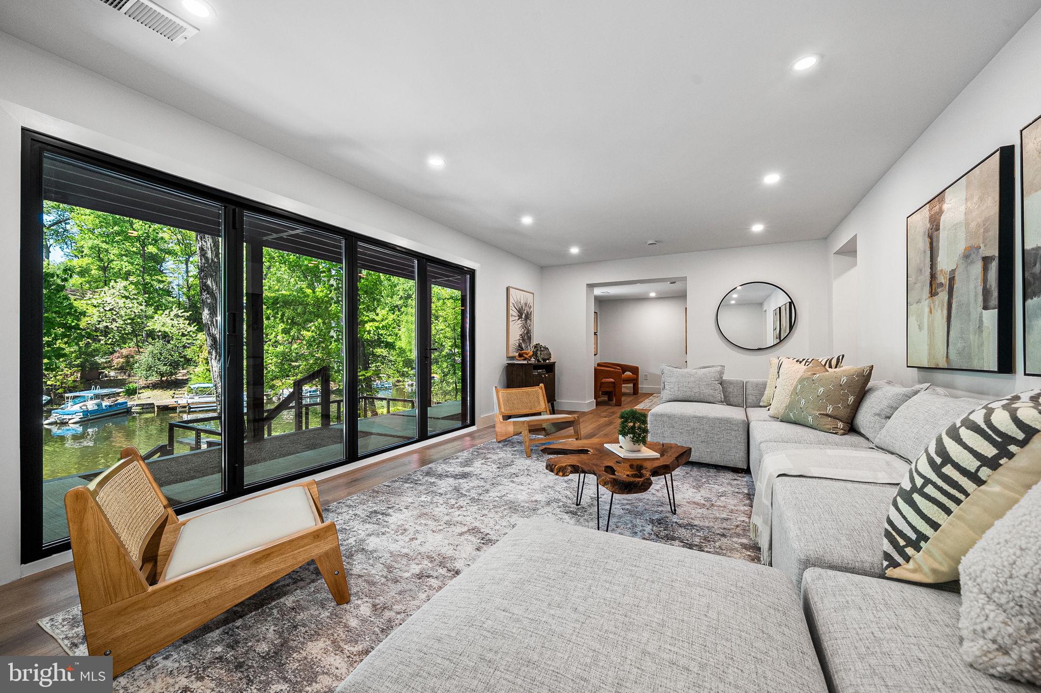 3804 LAKEVIEW TERRACE