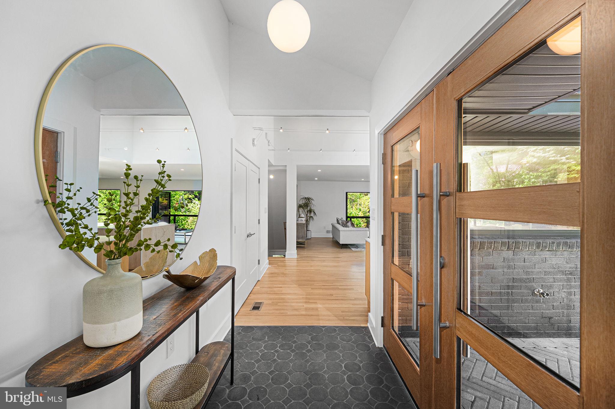 3804 LAKEVIEW TERRACE