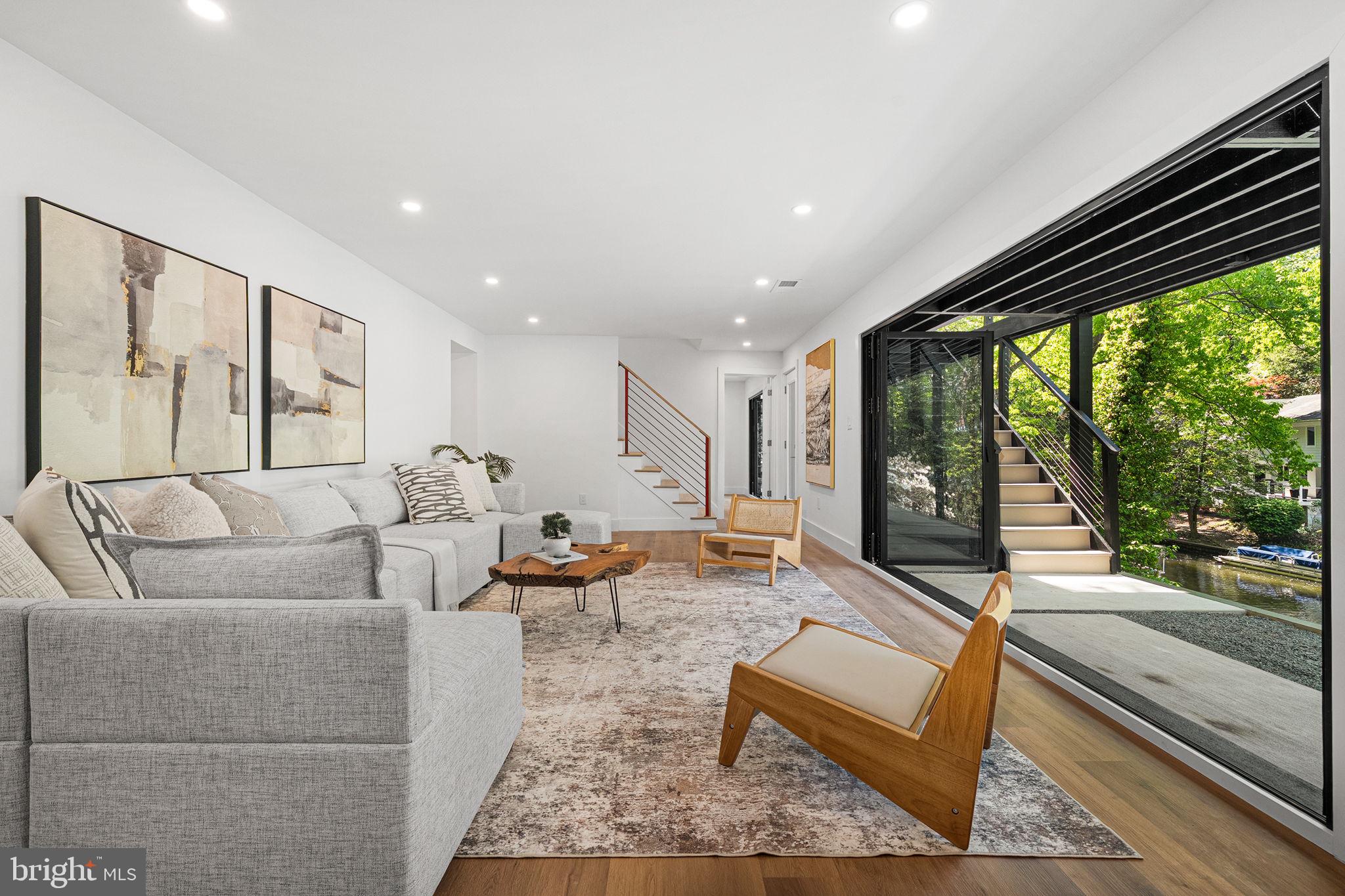 3804 LAKEVIEW TERRACE