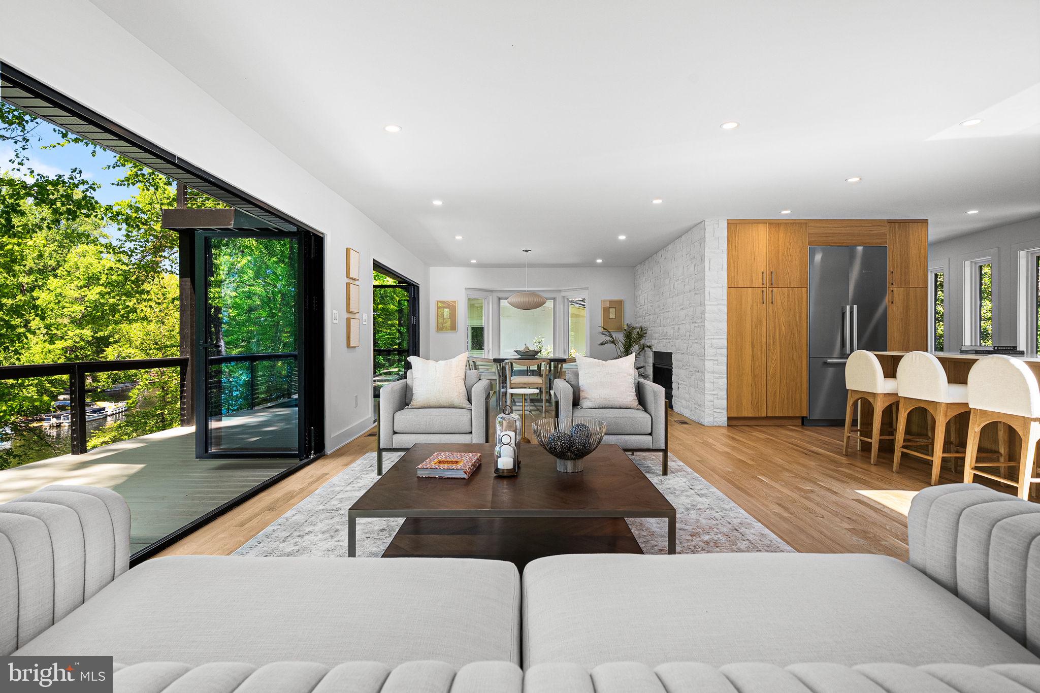 3804 LAKEVIEW TERRACE