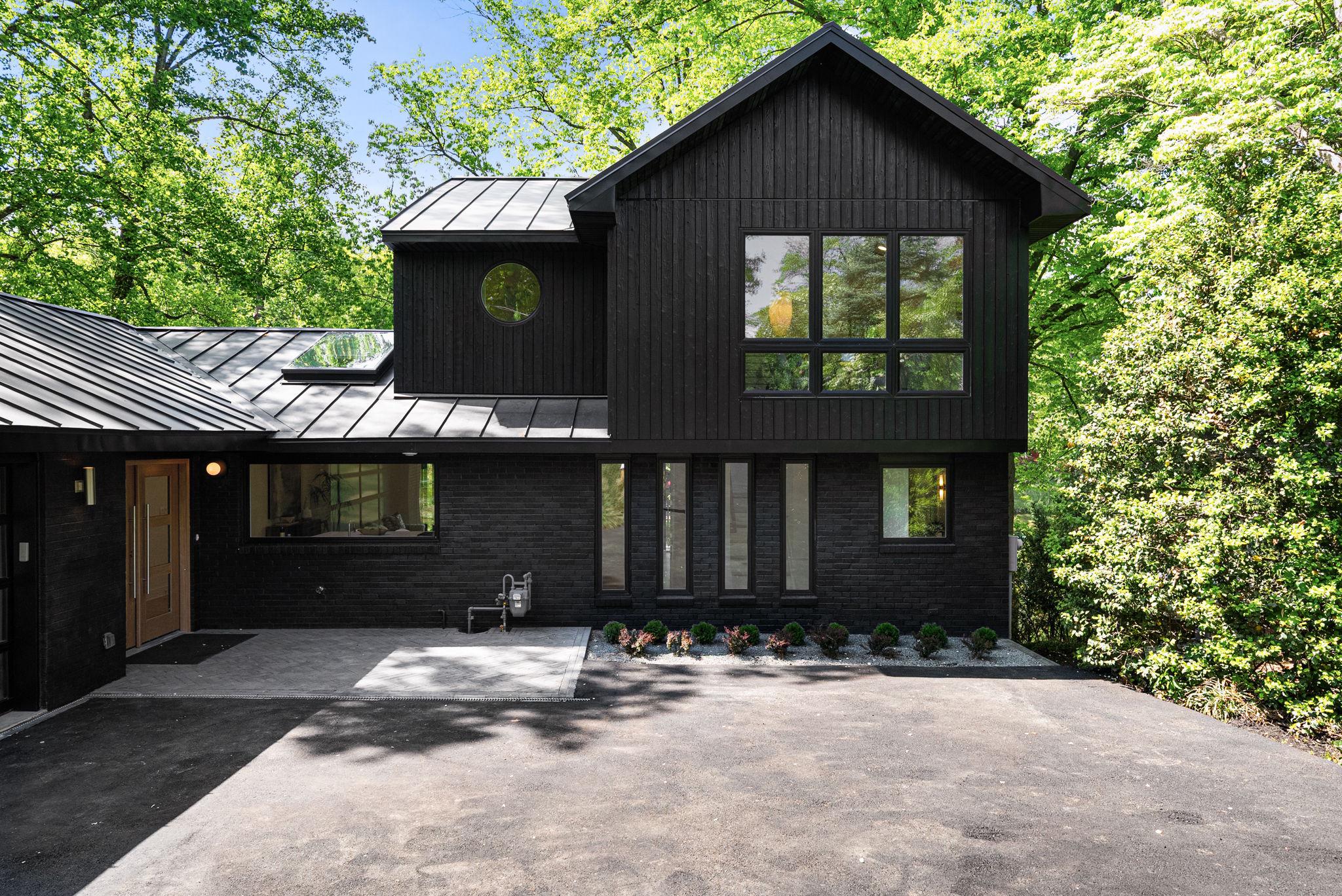 3804 LAKEVIEW TERRACE