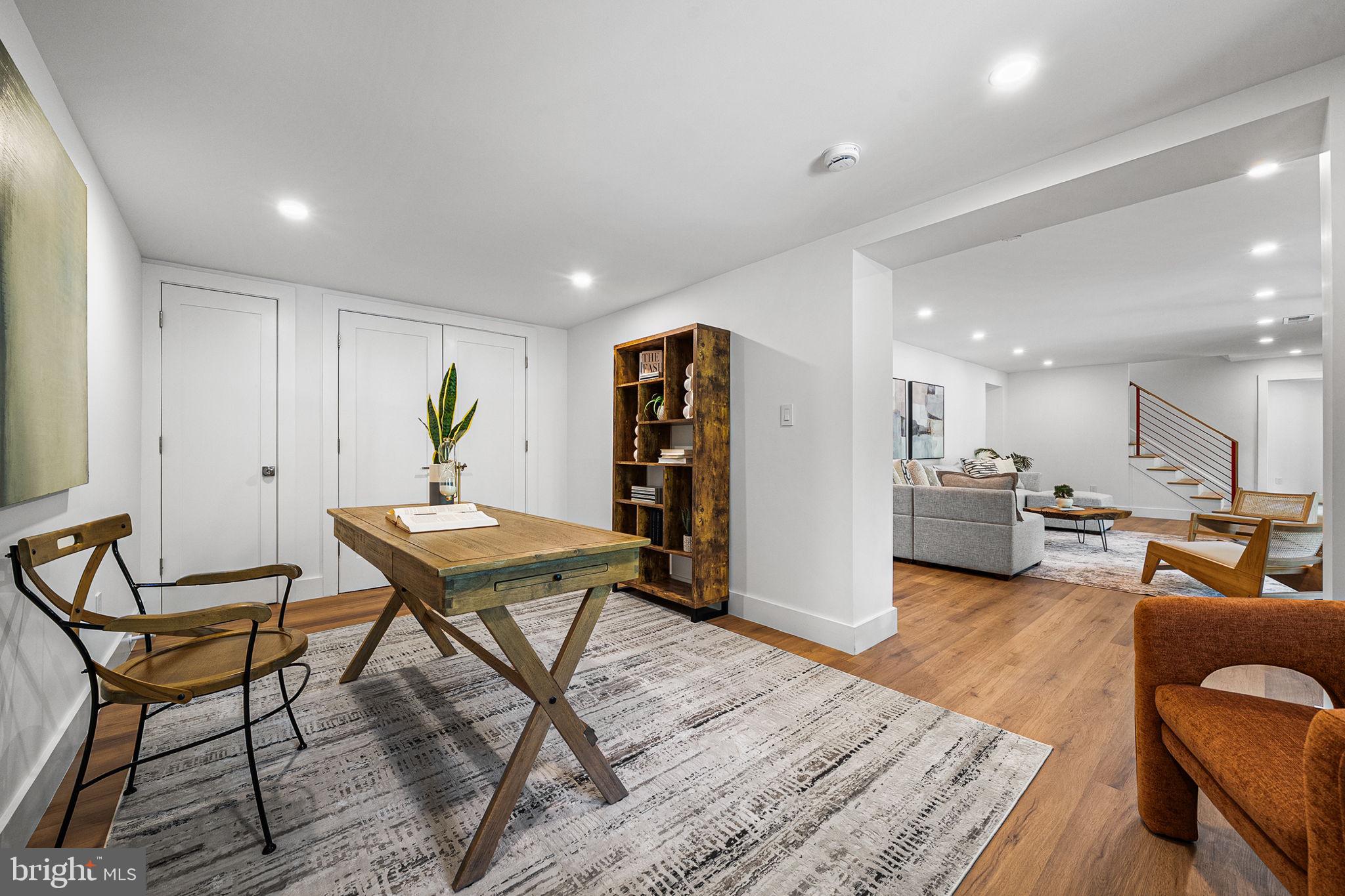 3804 LAKEVIEW TERRACE