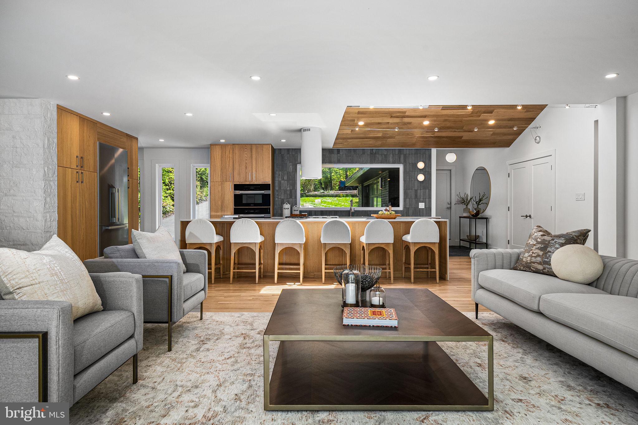 3804 LAKEVIEW TERRACE