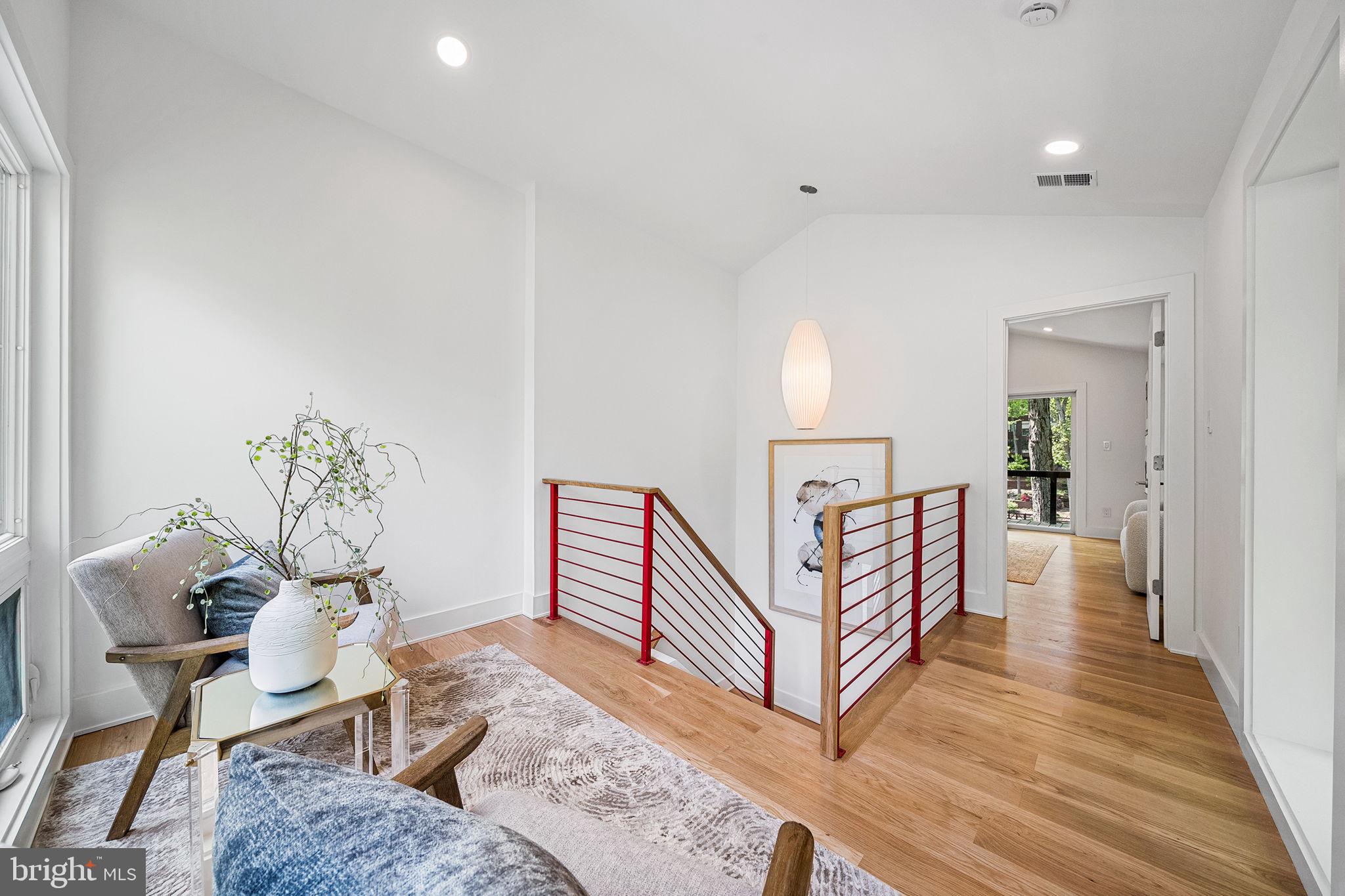 3804 LAKEVIEW TERRACE