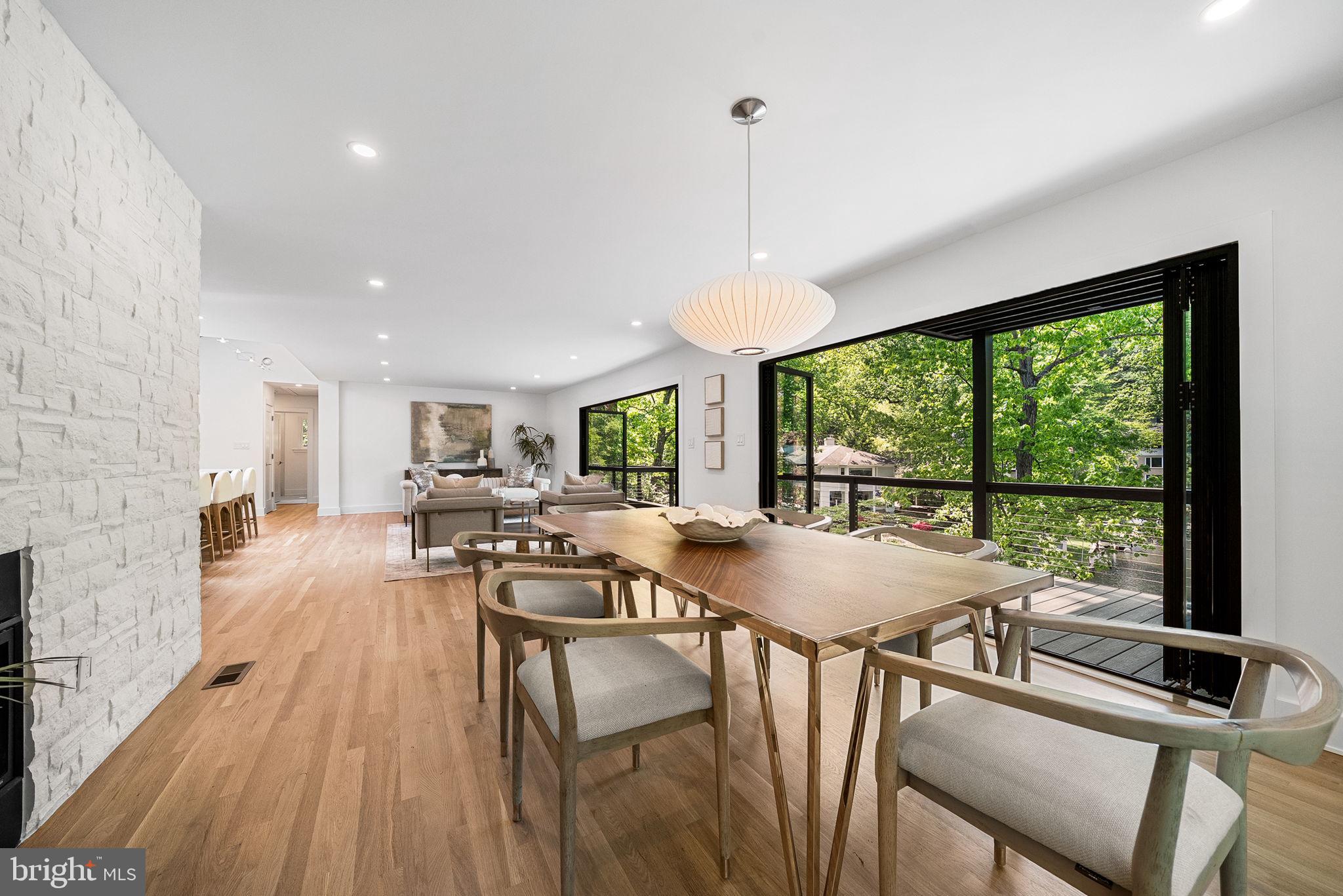 3804 LAKEVIEW TERRACE