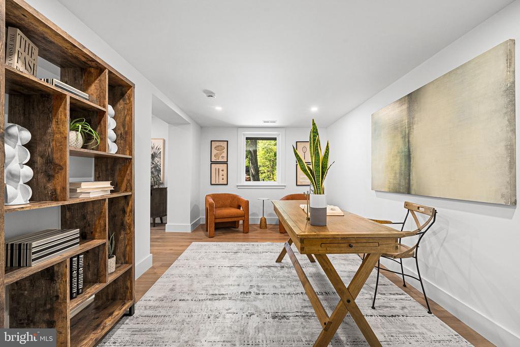3804 LAKEVIEW TERRACE