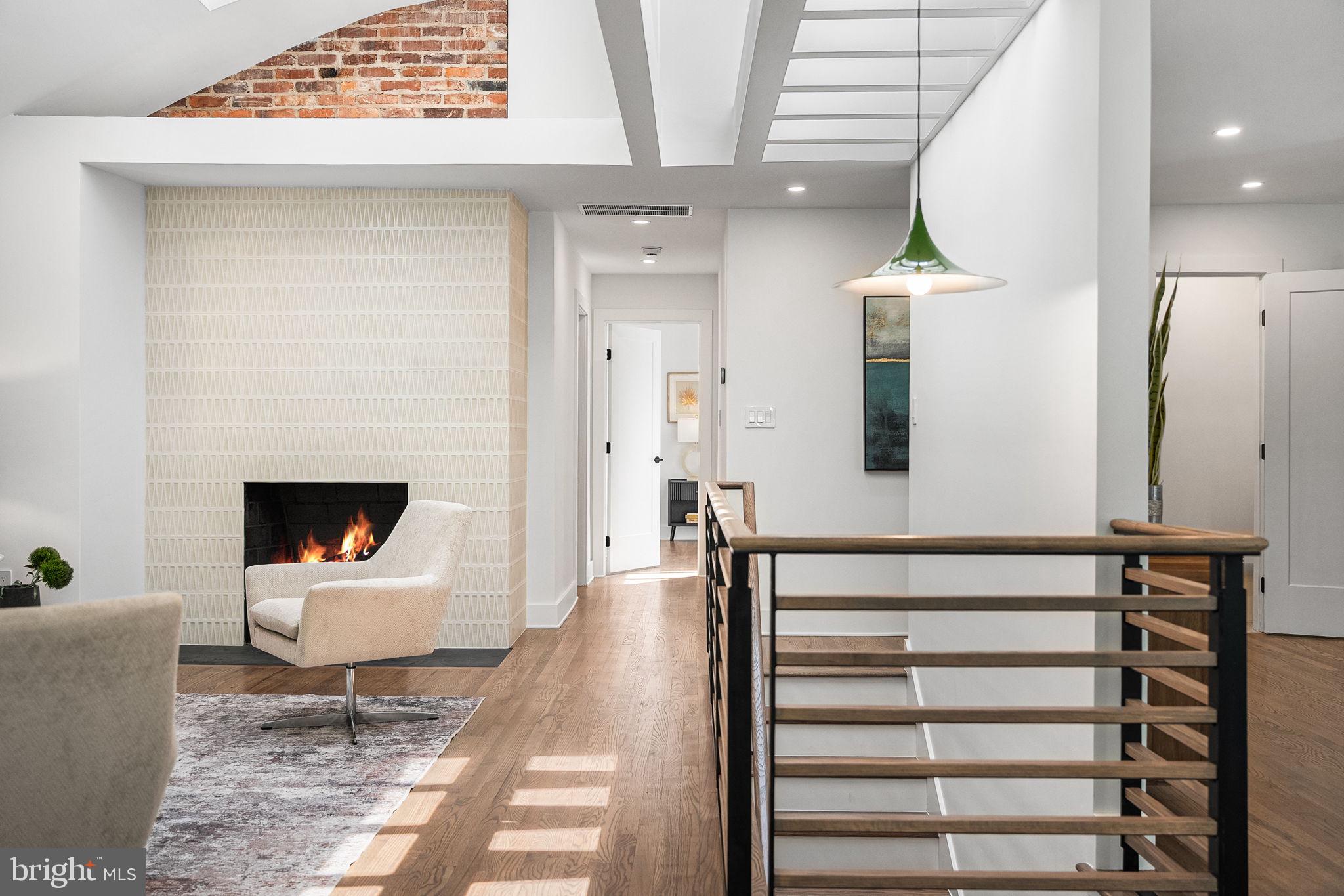 3800 LAKEVIEW TERRACE