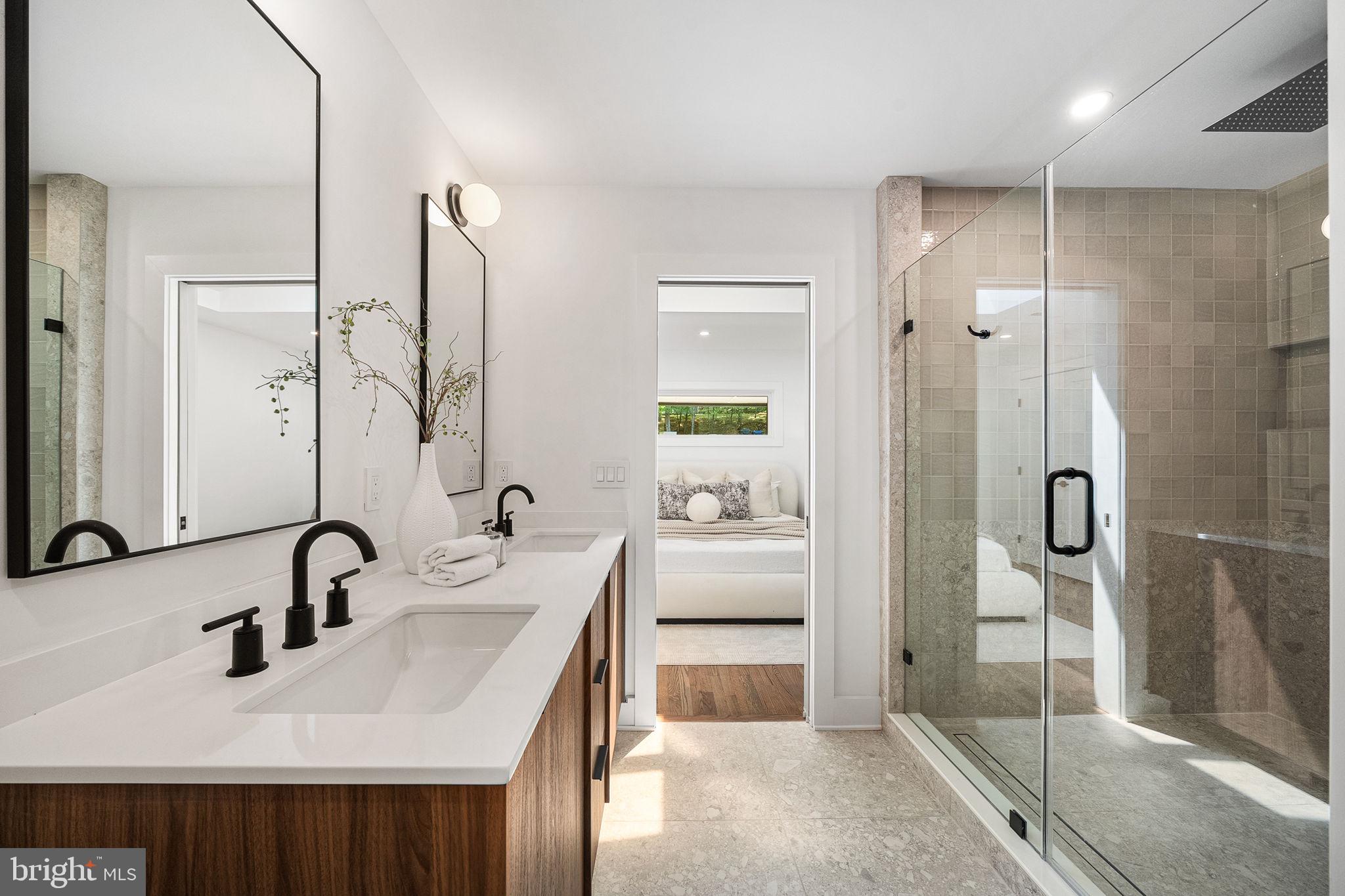 3800 LAKEVIEW TERRACE