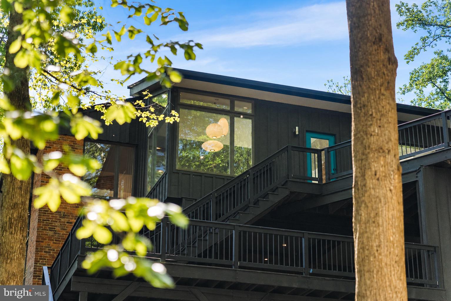 3800 LAKEVIEW TERRACE