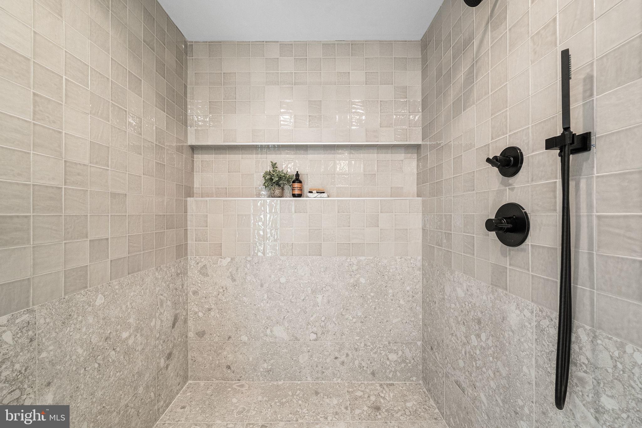 3800 LAKEVIEW TERRACE