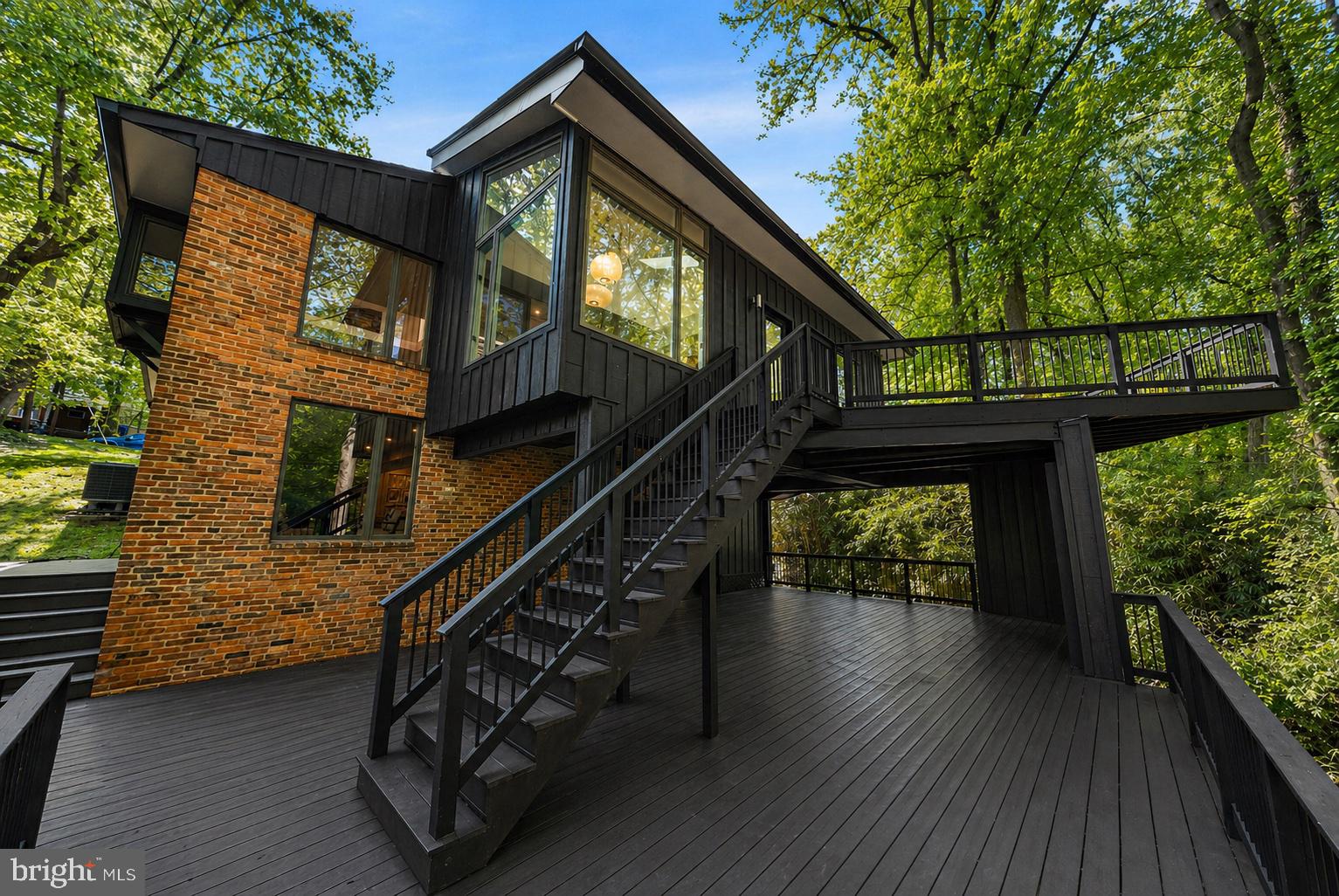 3800 LAKEVIEW TERRACE