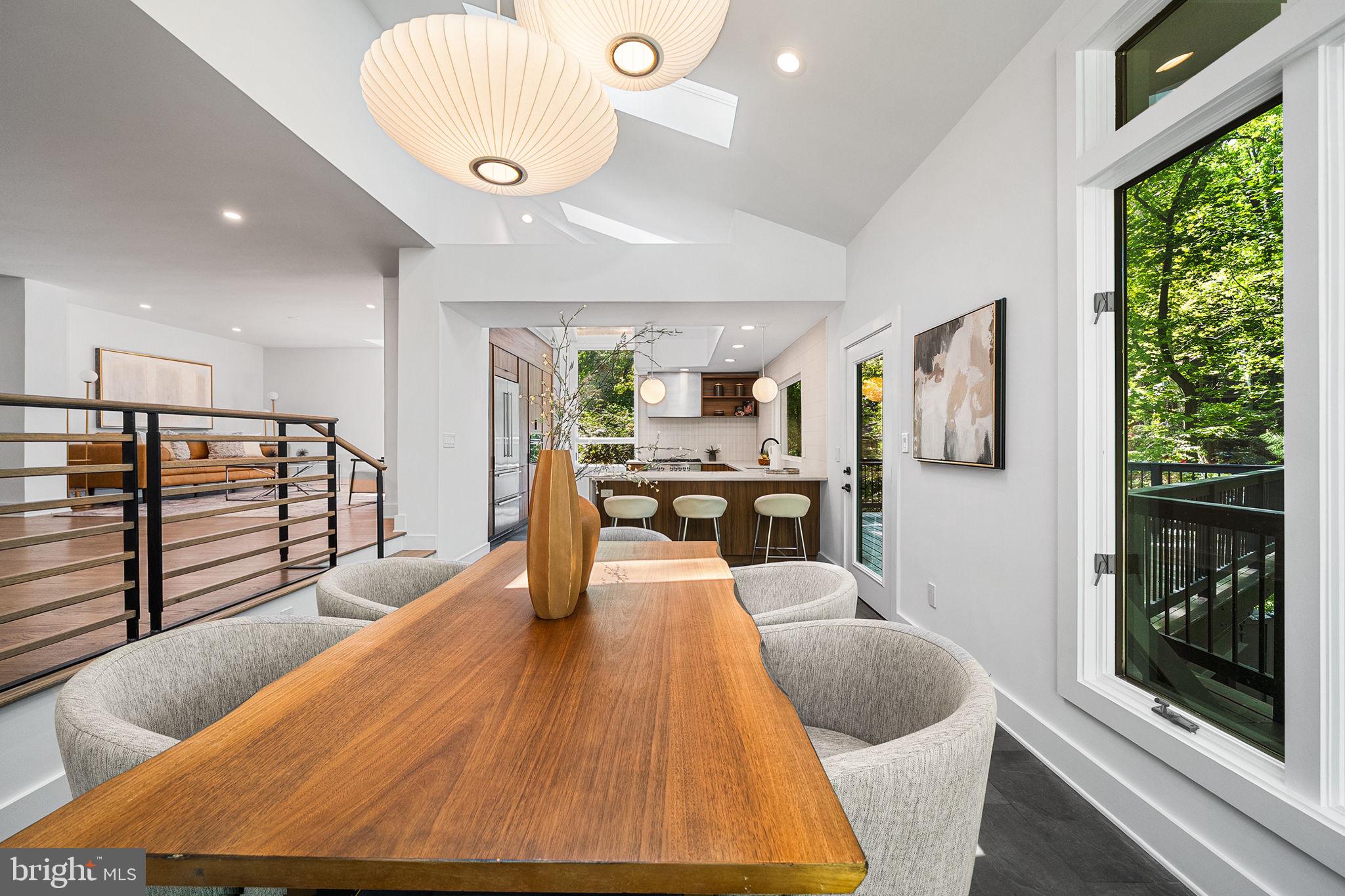 3800 LAKEVIEW TERRACE