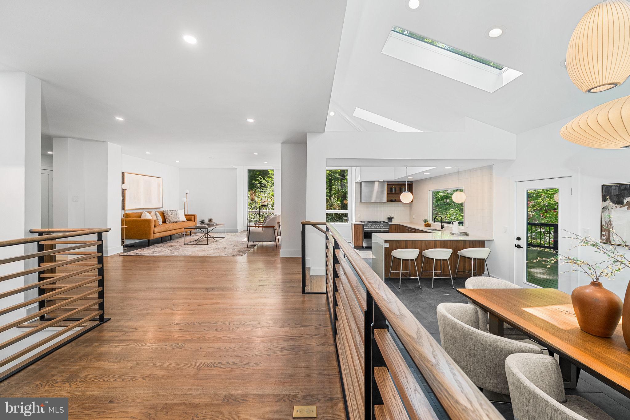 3800 LAKEVIEW TERRACE