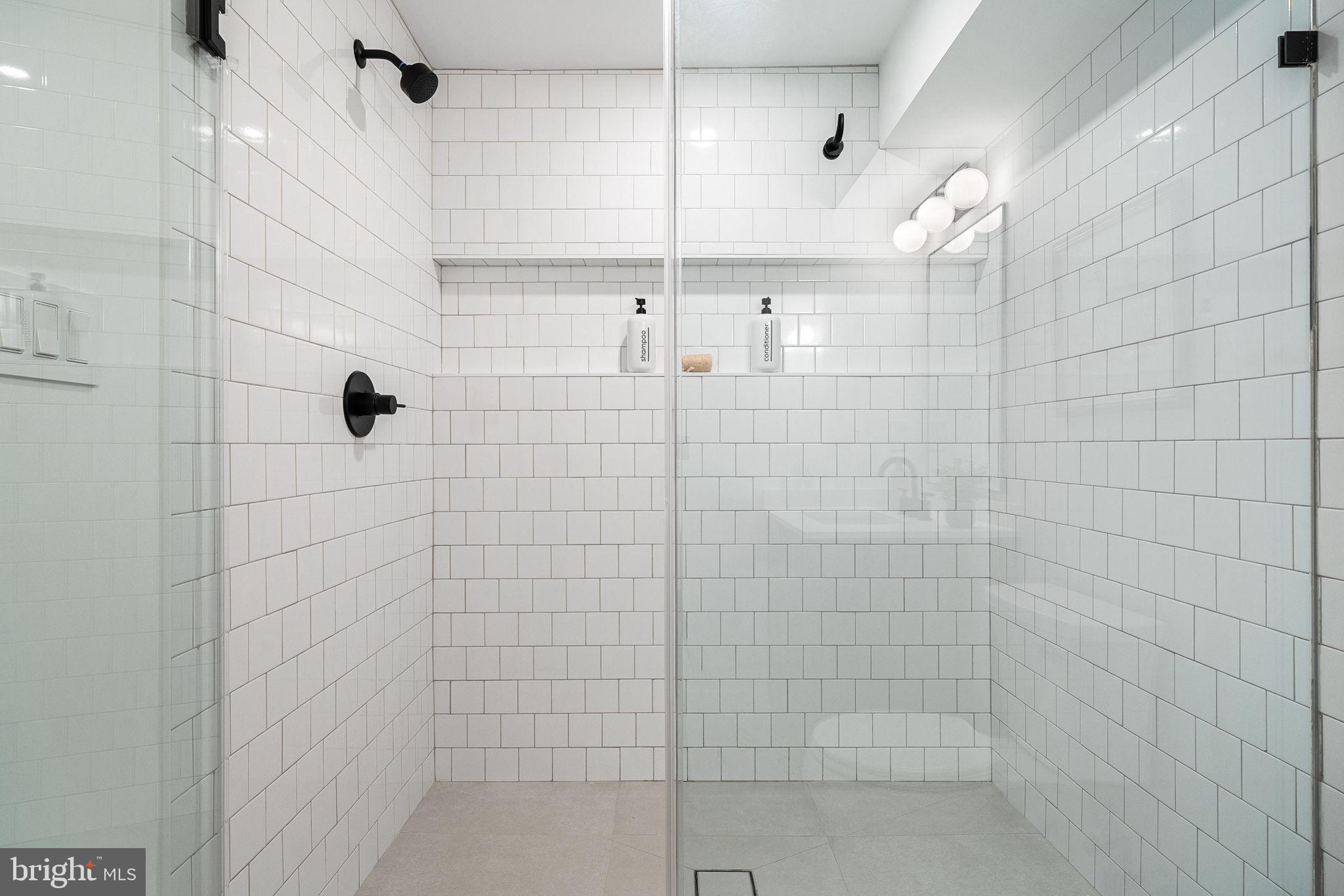 3800 LAKEVIEW TERRACE