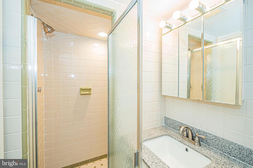 3901 LOCUST LANE