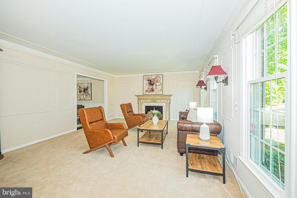 3901 LOCUST LANE
