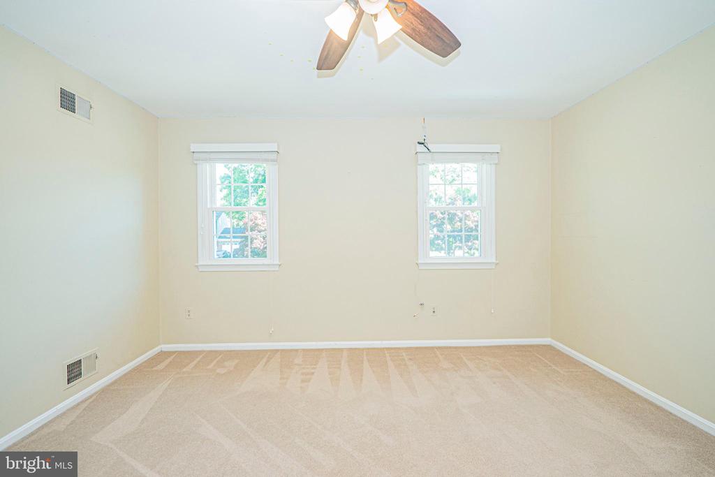 3901 LOCUST LANE