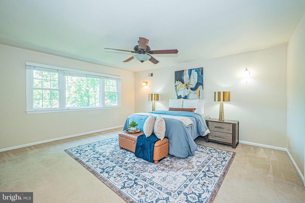 3901 LOCUST LANE