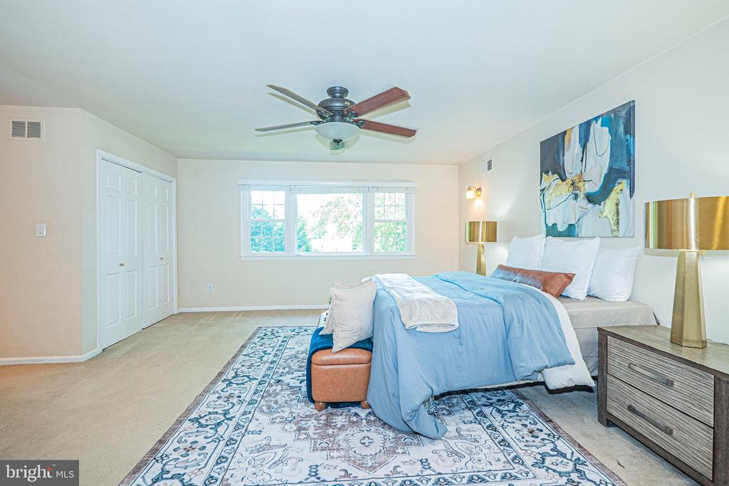 3901 LOCUST LANE