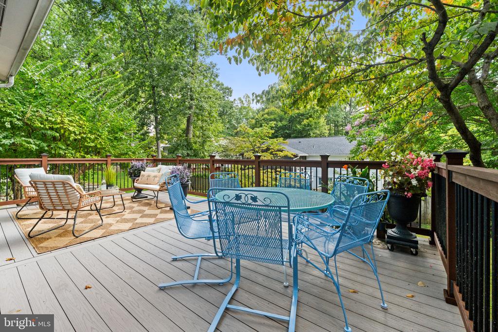 6417 LYRIC LANE