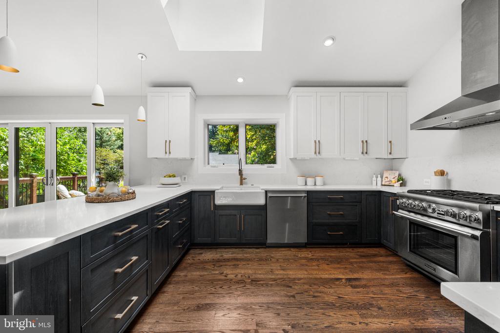 6417 LYRIC LANE