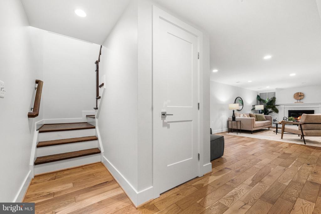 6417 LYRIC LANE