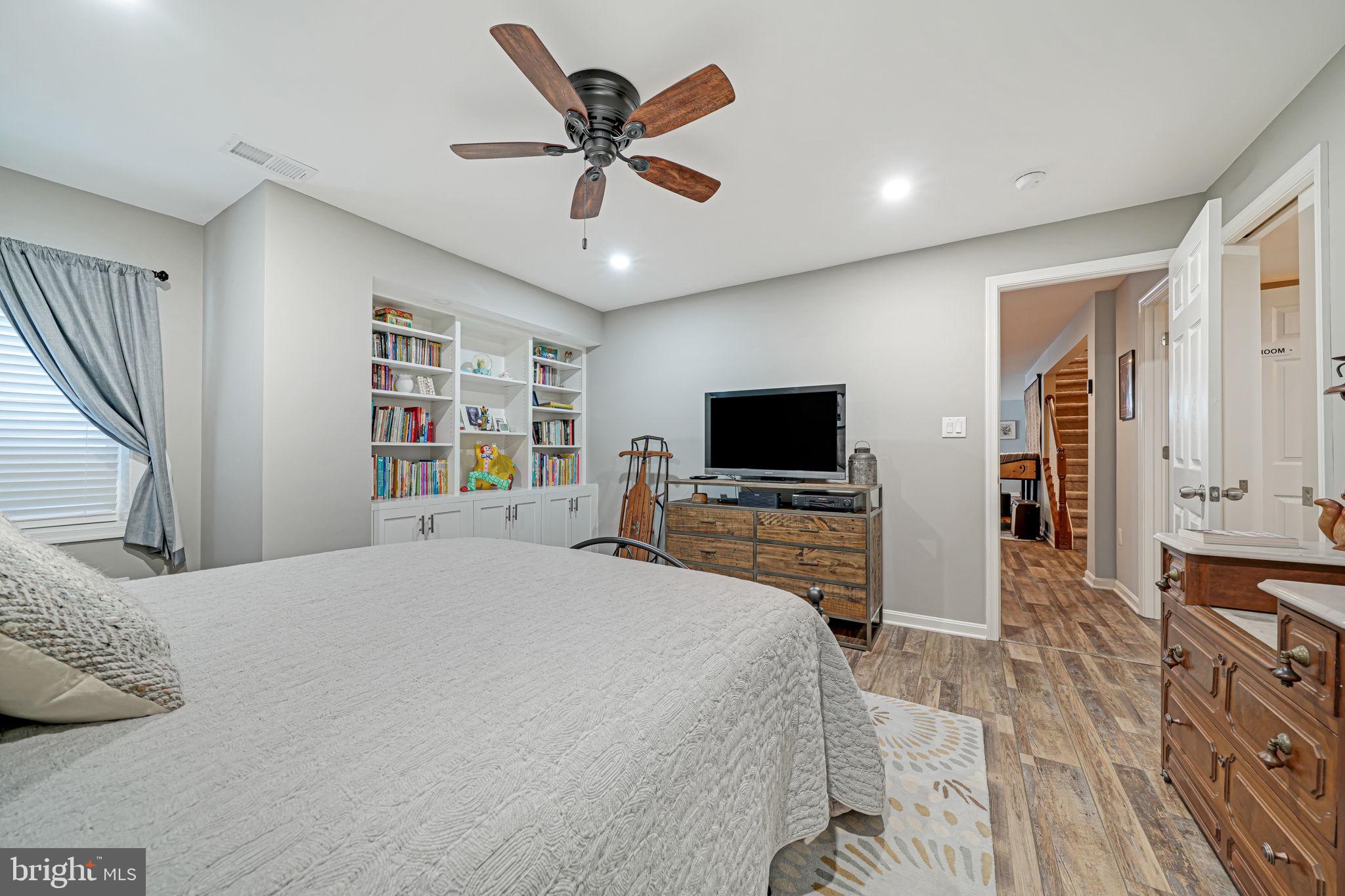 8069 TYSONS OAKS COURT