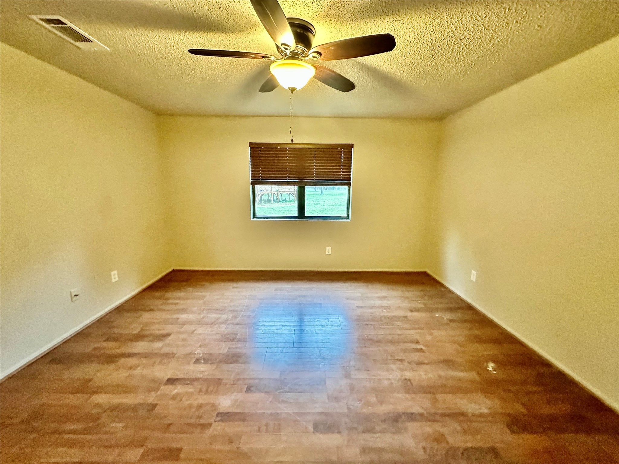 677 County Road 3081