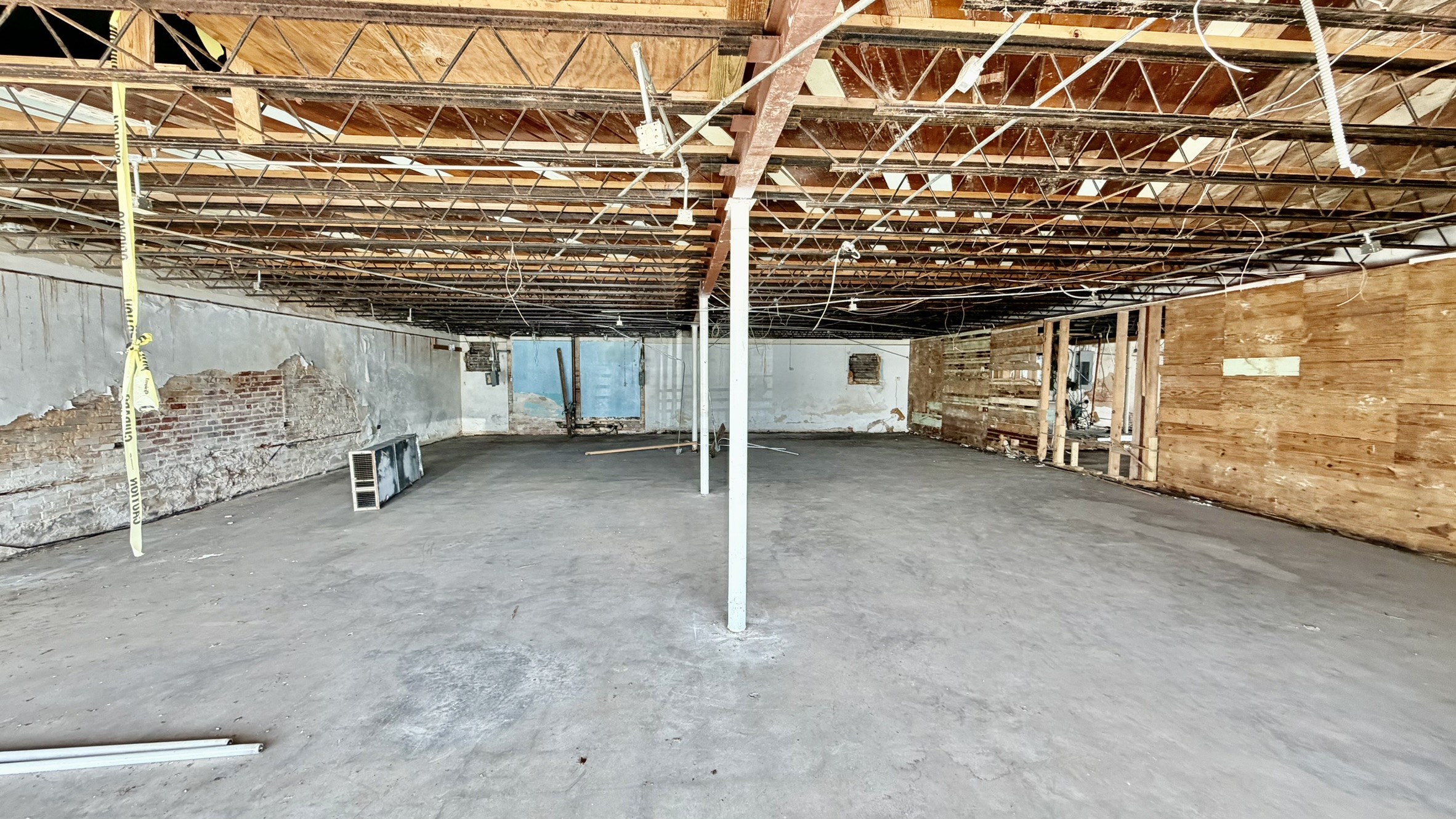 403 N Gray Street