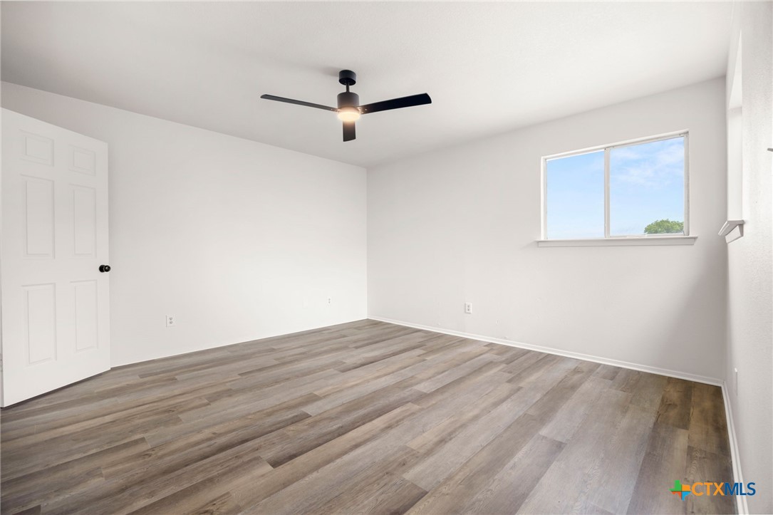 2402 Skylark Circle