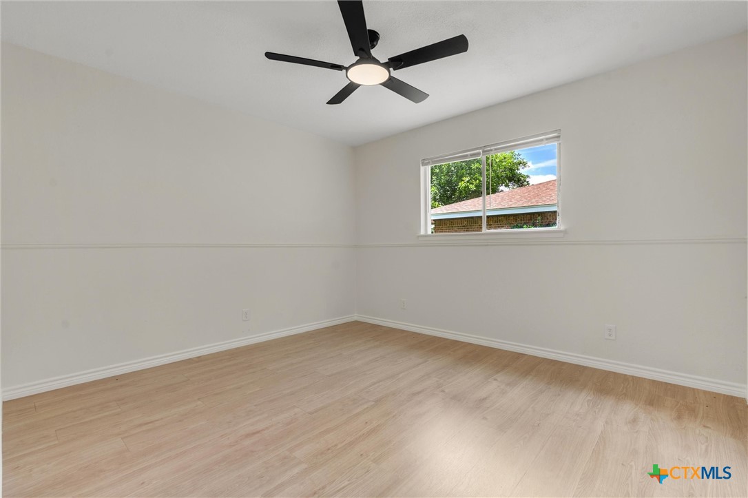 1901 Bundrant Drive