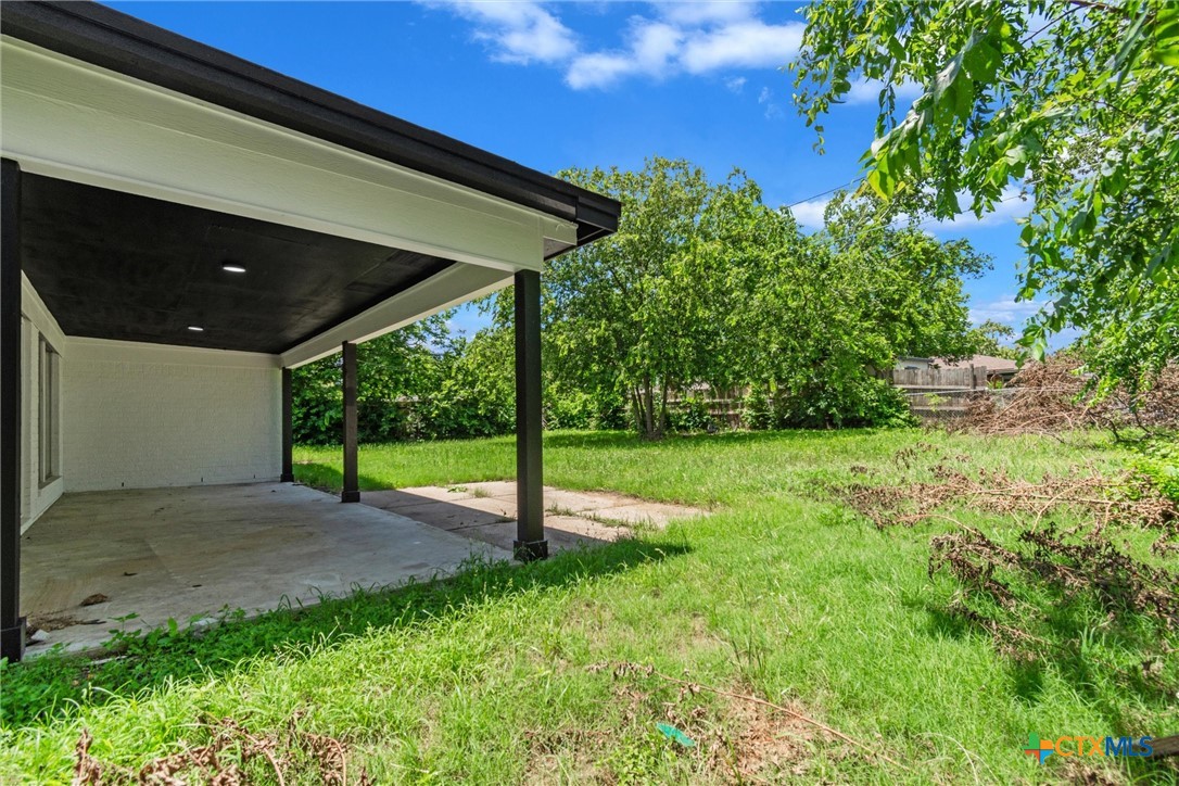 1901 Bundrant Drive