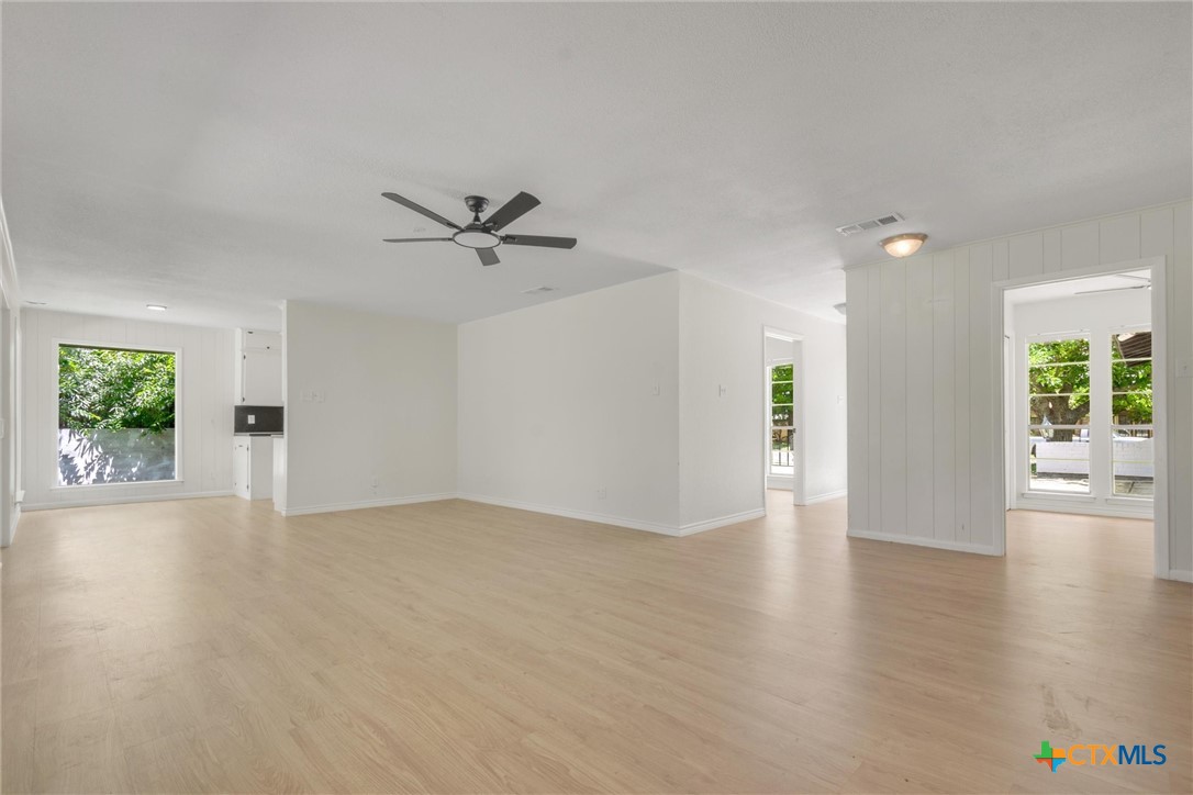 1901 Bundrant Drive