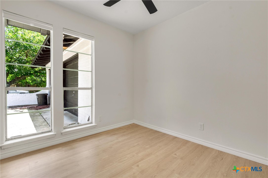 1901 Bundrant Drive