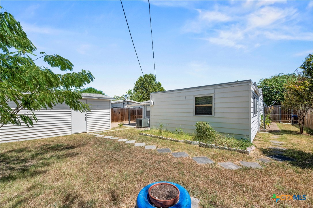 819 Southside Drive