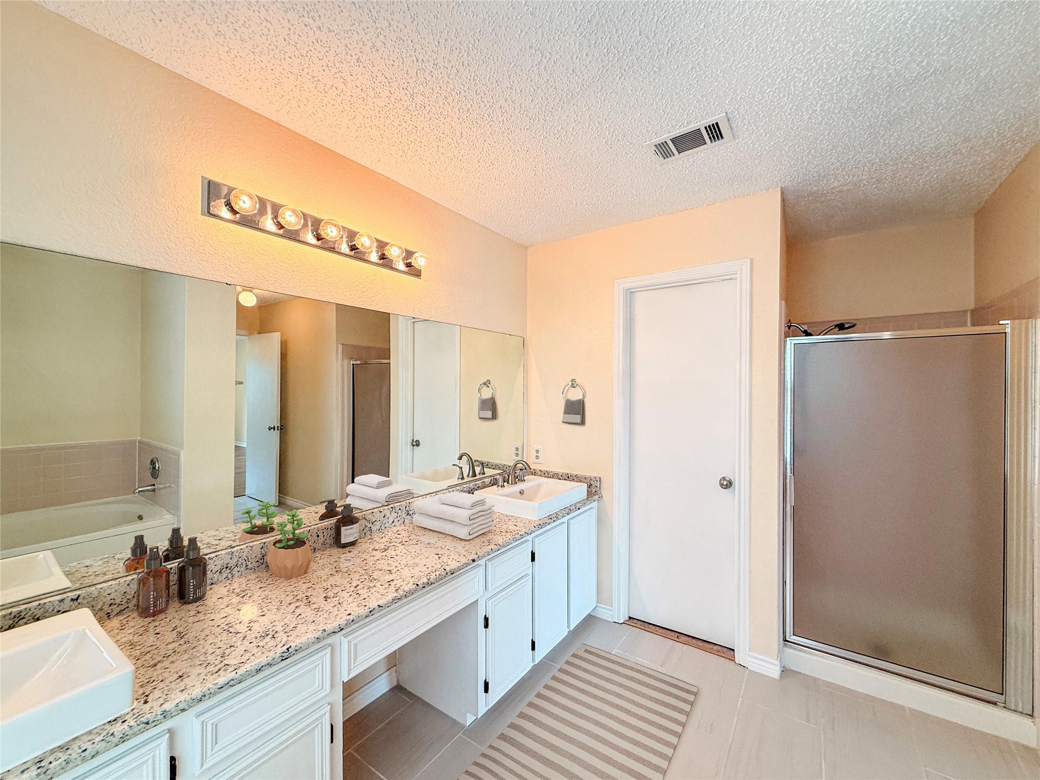 506 Hayloft CIR
