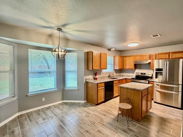 7 S Bobcat CT
