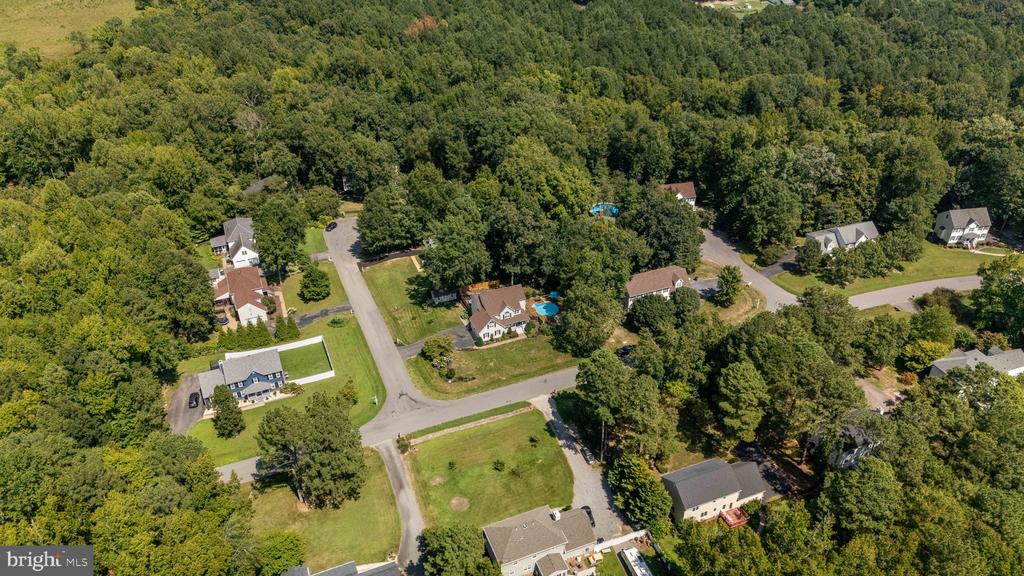 4427 TWEEDSMUIR
